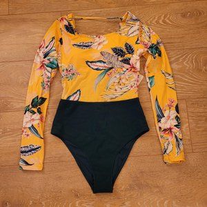 115. Everyday Sunday rashguard one piece Swimsuit. C. Tropic. Size M. NWT